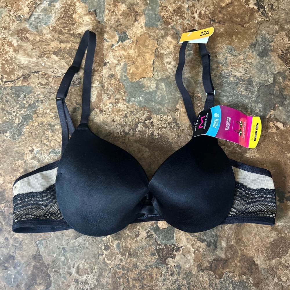 Maidenform Push Up Bra Womens Size 32A Black Plunging Neckline Underwire Padded
